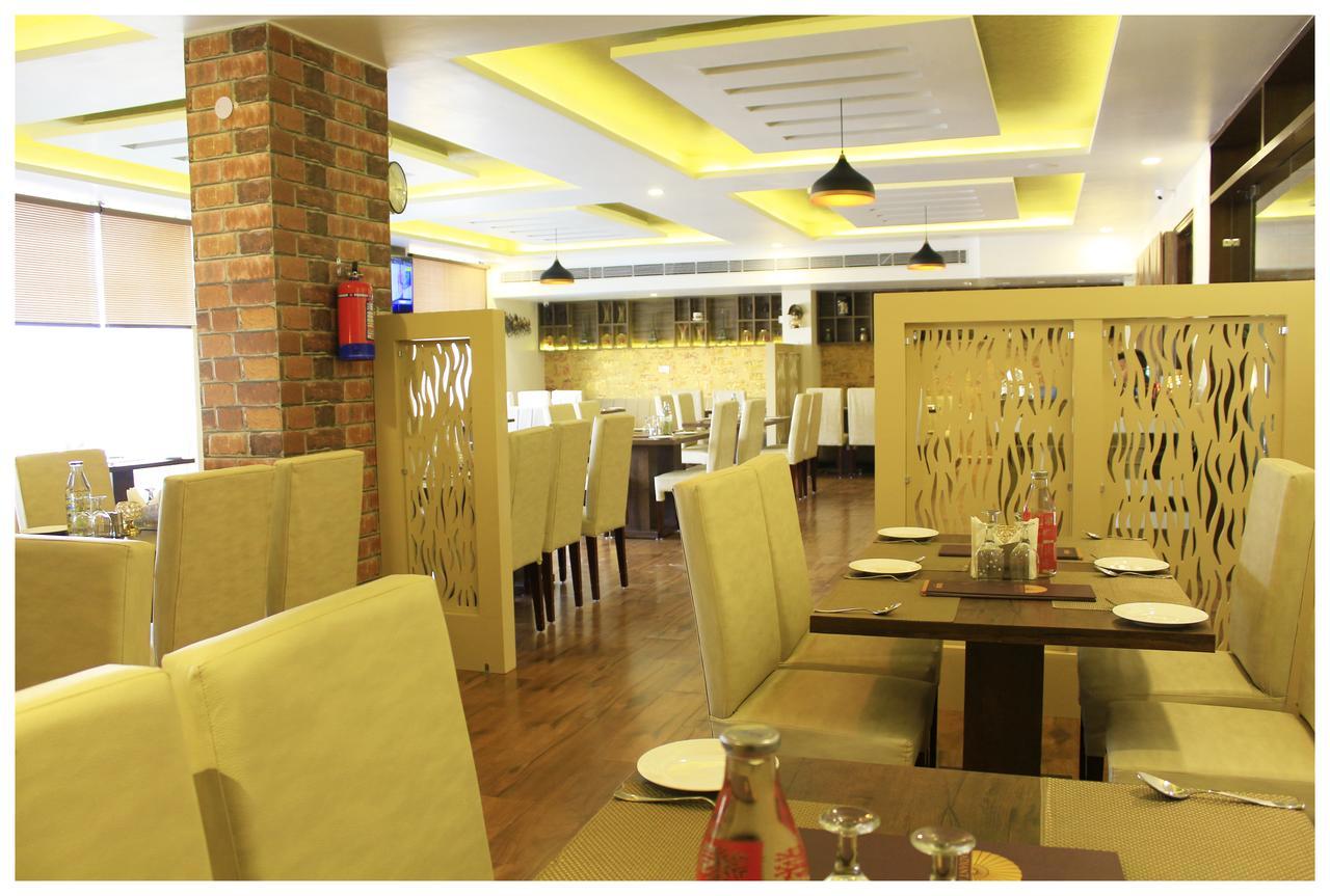 Hotel Radiant Inn Roorkee エクステリア 写真